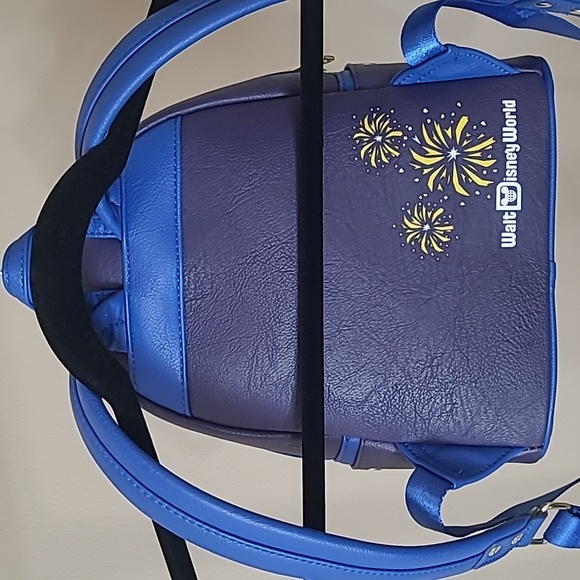 Disney Parks Loungefly Cinderella Castle - Picture 2 of 8